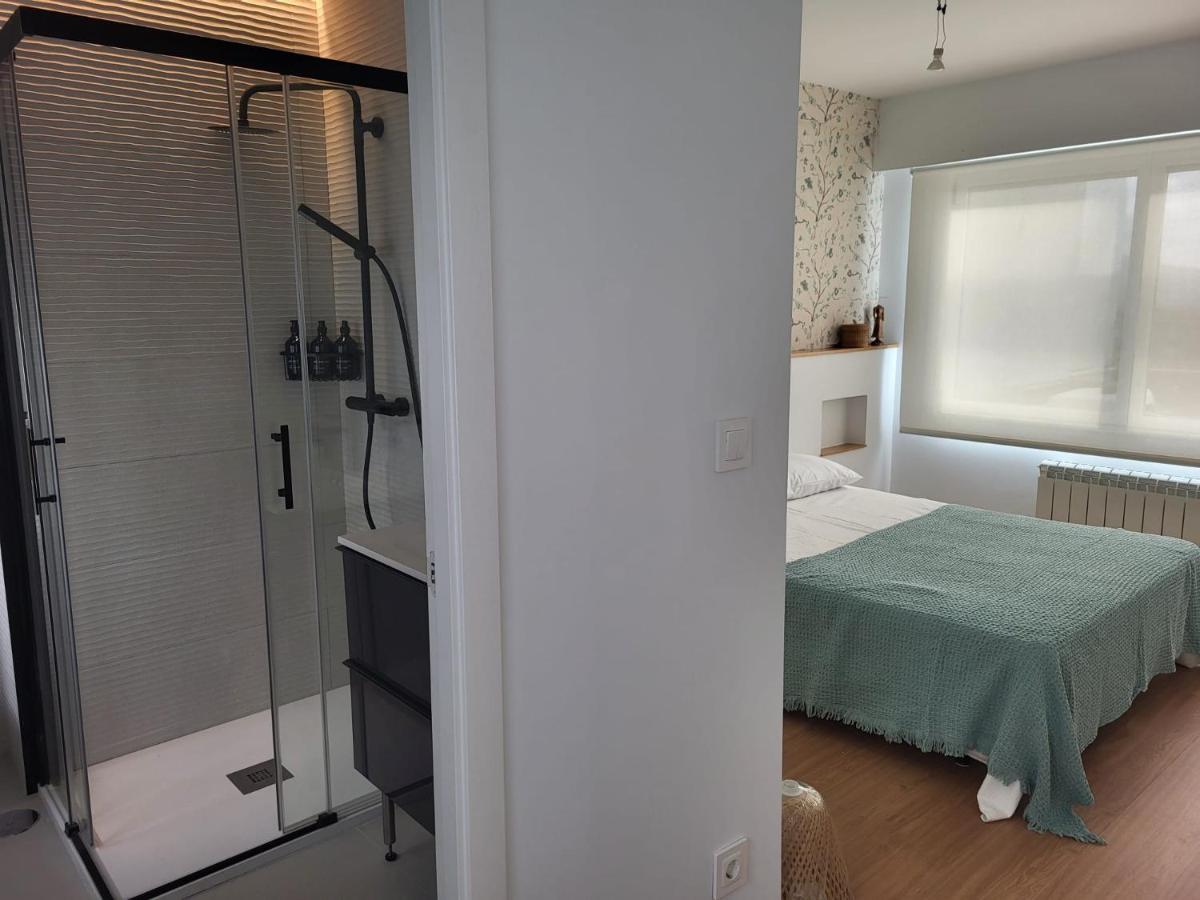 Atico Con Terraza Lägenhet Vigo Exteriör bild
