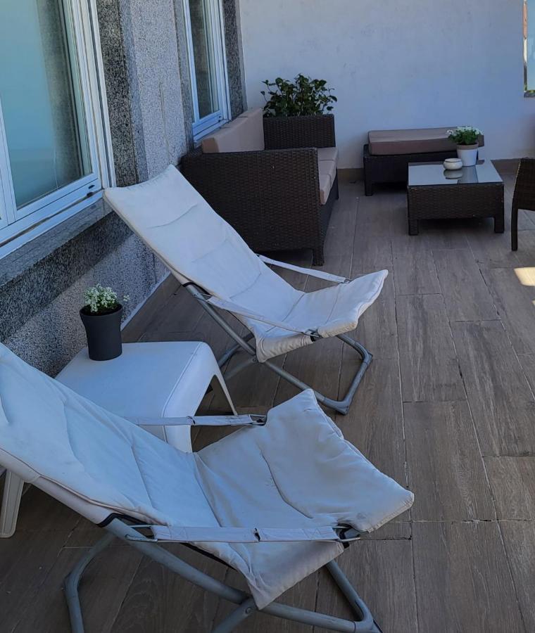 Atico Con Terraza Lägenhet Vigo Exteriör bild