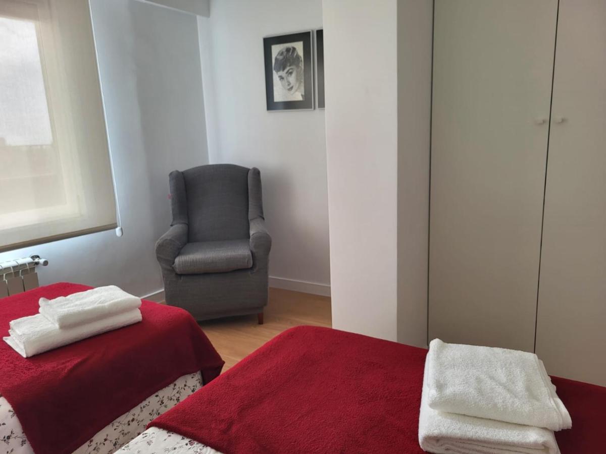 Atico Con Terraza Lägenhet Vigo Exteriör bild