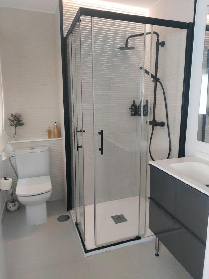 Atico Con Terraza Lägenhet Vigo Exteriör bild