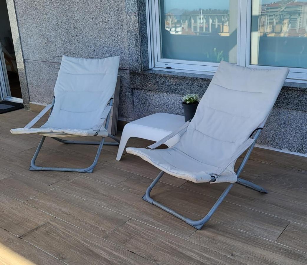 Atico Con Terraza Lägenhet Vigo Exteriör bild